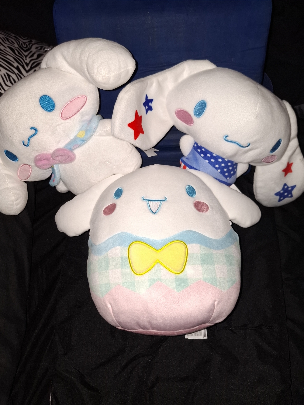 Assortment of Sanrio Cinnamoroll plush toys,